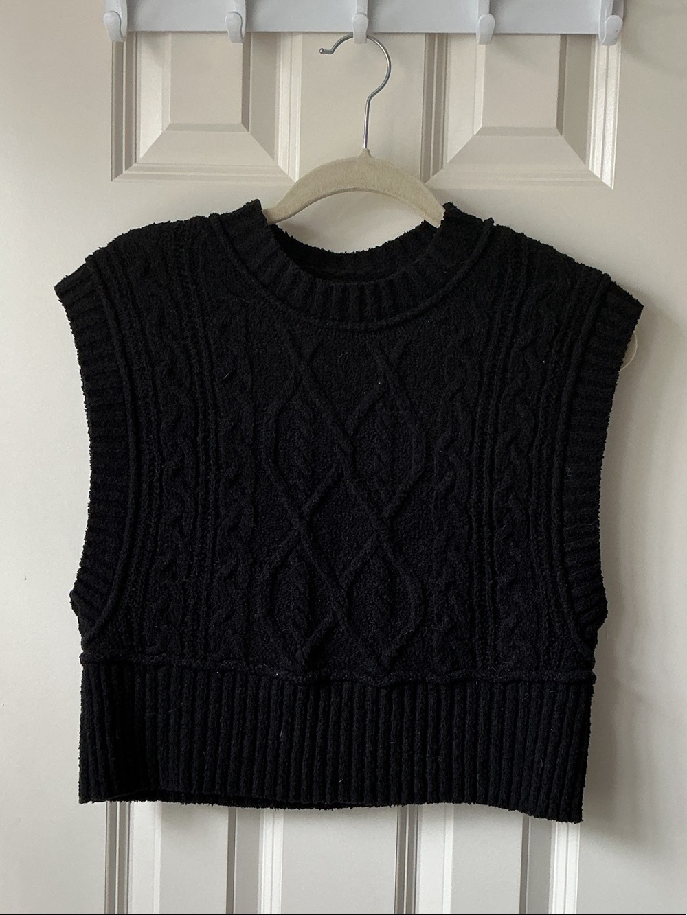 Free People Black Cable Knit Sleeveless Sweater Top